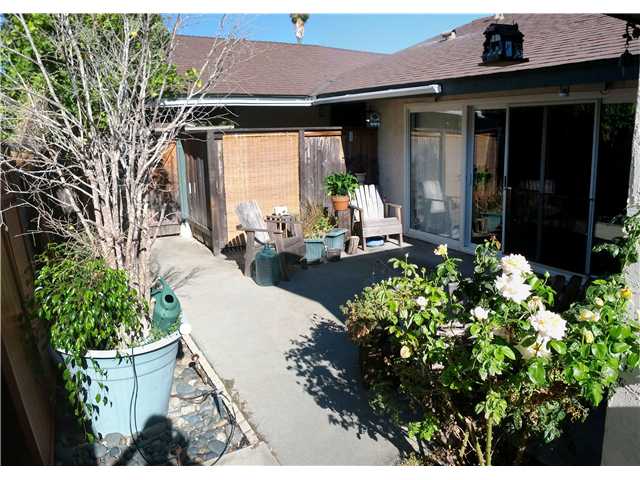 2119 Pepper Tree Pl, Escondido, CA 92026 photo 3