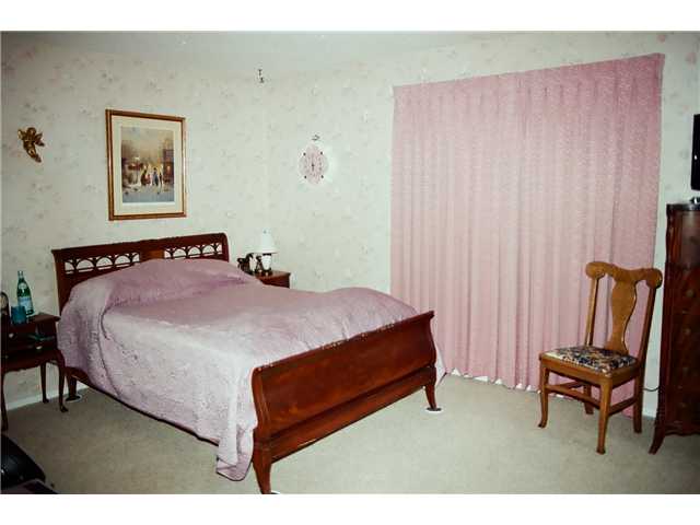 205 S Wisconsin St, Fallbrook, CA 92028 photo 8