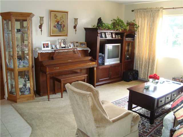 9335 Lake Hill Rd, Santee, CA 92071 photo 4