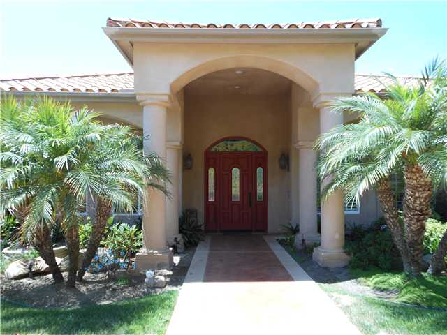 3941 Peony Dr, Fallbrook, CA 92028 photo 3
