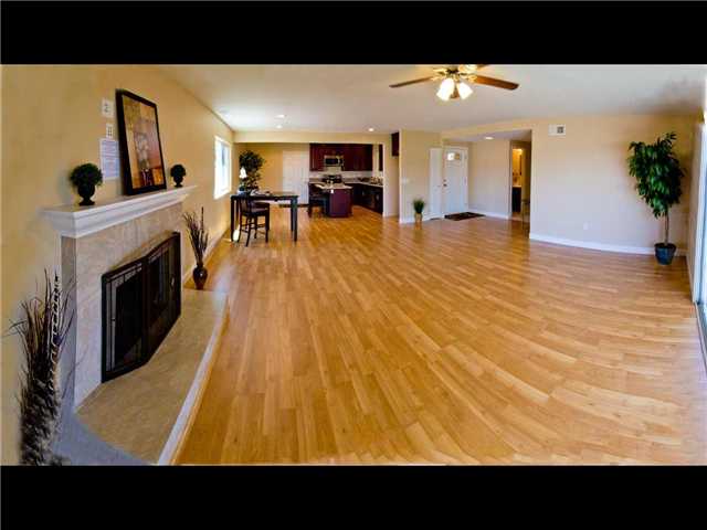 9709 Cambury Dr, Santee, CA 92071 photo 3