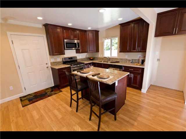 9709 Cambury Dr, Santee, CA 92071 photo 4