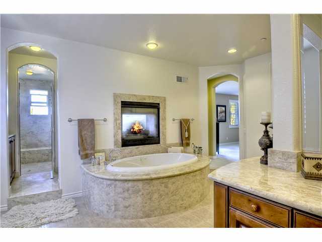 585 Lynwood Dr, Encinitas, CA 92024 photo 21