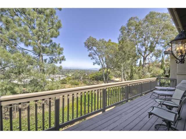585 Lynwood Dr, Encinitas, CA 92024 photo 18