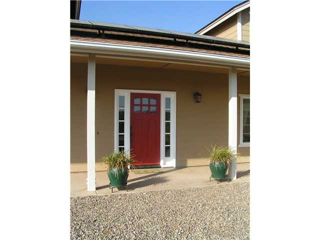 1648 Griffith Rd, Ramona, CA 92065 photo 2