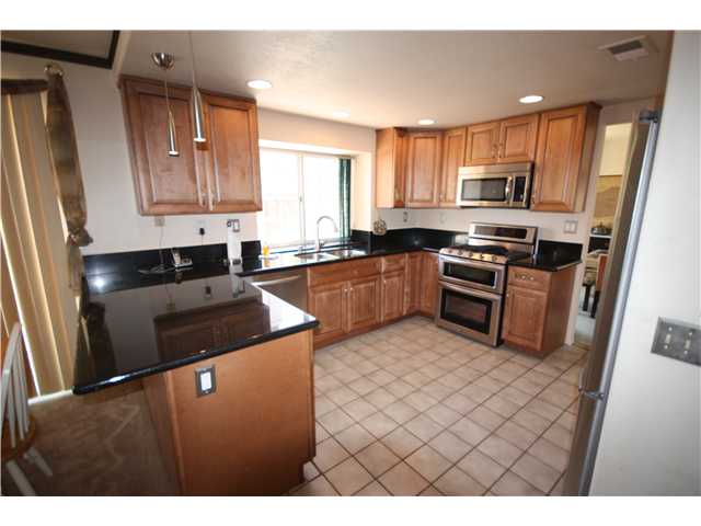 434 Via Cruz St, Oceanside, CA 92057 photo 4