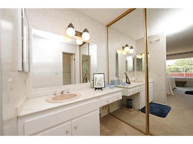 4340 Trieste Dr, Carlsbad, CA 92010 photo 10
