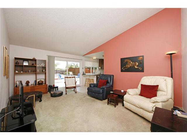 4340 Trieste Dr, Carlsbad, CA 92010 photo 8