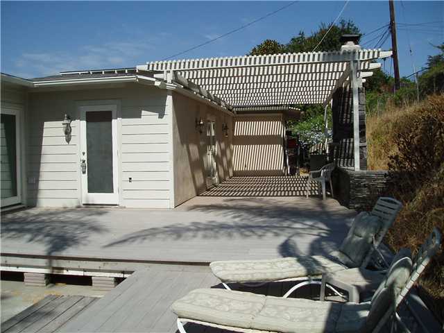 1215 Eucalyptus Ln, Vista, CA 92084 photo 1