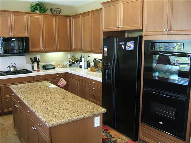 1009 Stratton Dr, Vista, CA 92083 photo 6