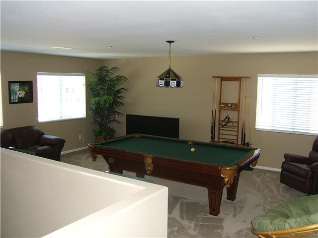 1009 Stratton Dr, Vista, CA 92083 photo 5