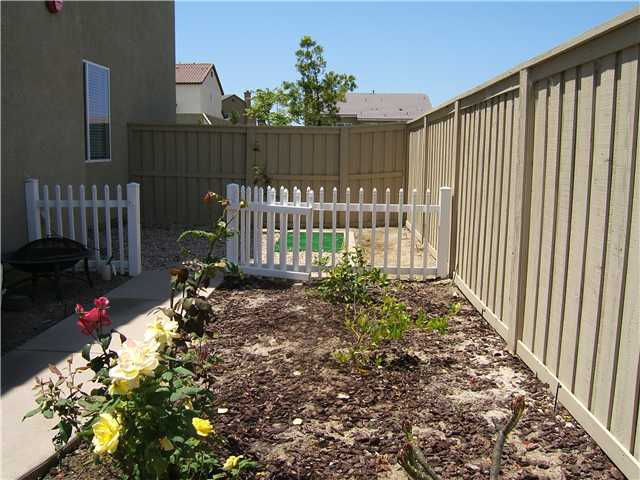 1009 Stratton Dr, Vista, CA 92083 photo 15