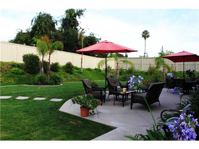 1009 Stratton Dr, Vista, CA 92083 photo 18