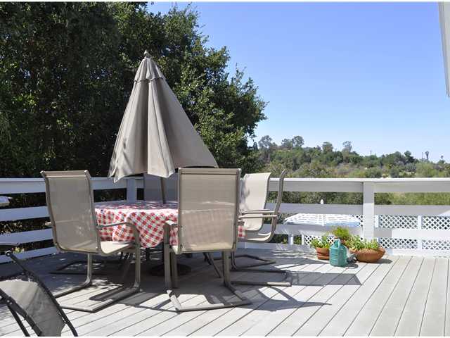 1050 Riverview Dr, Fallbrook, CA 92028 photo 5