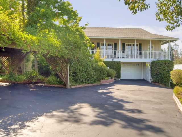 1050 Riverview Dr, Fallbrook, CA 92028 photo 3