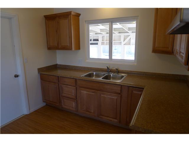601 Capistrano Dr, Oceanside, CA 92058 photo 3