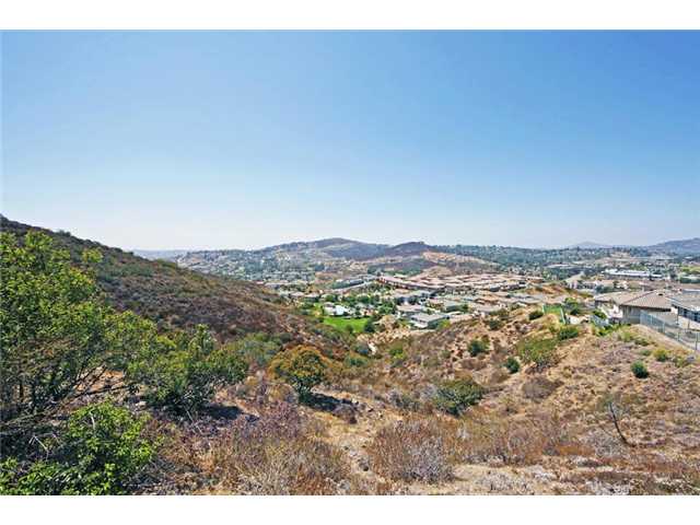 2332 Pointe Pkwy, Spring Valley, CA 91978 photo 25