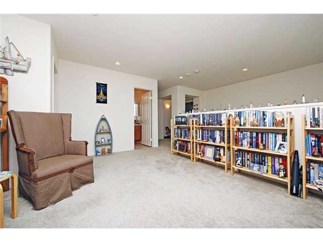 2332 Pointe Pkwy, Spring Valley, CA 91978 photo 12