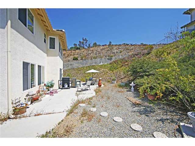 2332 Pointe Pkwy, Spring Valley, CA 91978 photo 21