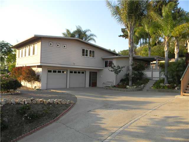 7936 Cinnabar Dr, La Mesa, CA 91941 photo 2