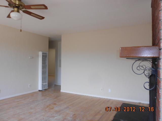 8665 Valencia St, Spring Valley, CA 91977 photo 5