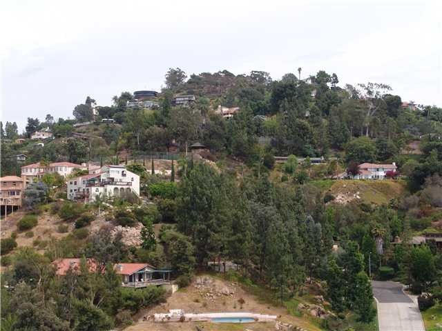 9629 Candy Ln, La Mesa, CA 91941 photo 2