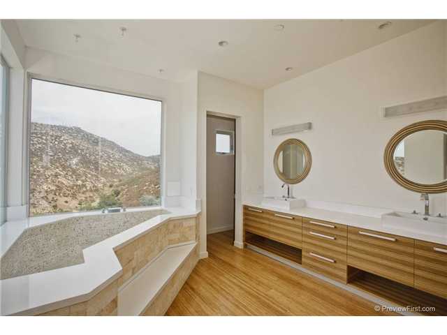 15204 Skyridge Rd, Poway, CA 92064 photo 13
