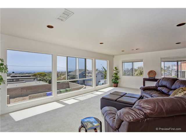 1784 Laurel Rd, Oceanside, CA 92054 photo 4