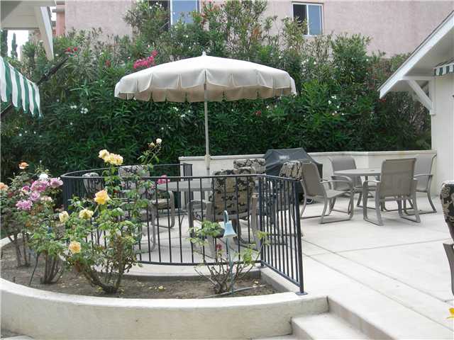811 B Ave, Coronado, CA 92118 photo 4