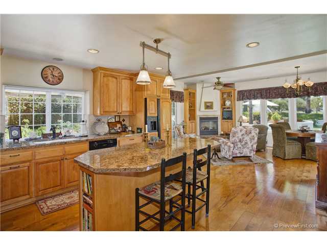 17127 Saint Andrews Dr, Poway, CA 92064 photo 4