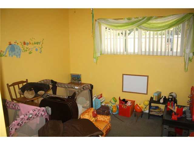 8045 Poplin Dr, Santee, CA 92071 photo 8