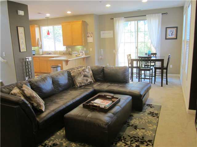 8537 Elliot Ln, Santee, CA 92071 photo 2