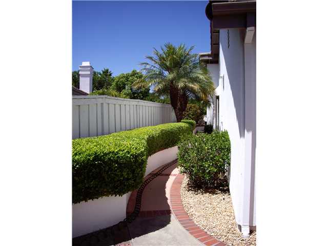 4909 Keos Way, Oceanside, CA 92056 photo 2