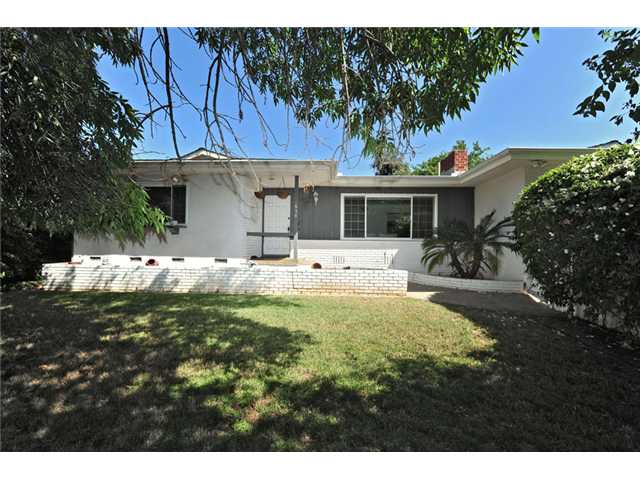 638 E 17th Ave, Escondido, CA 92025 photo 2