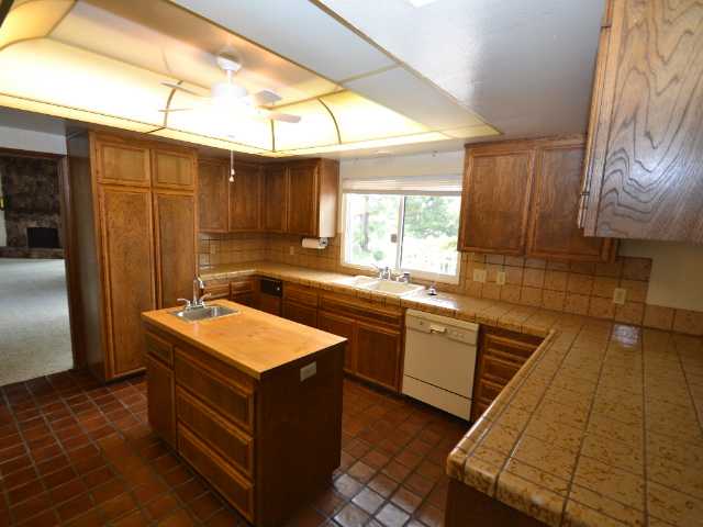 1011 Memory Ln, Escondido, CA 92026 photo 14