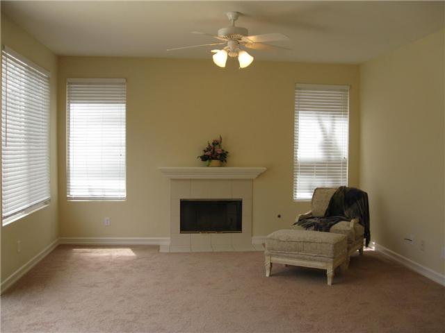 1939 Ivy Rd, Oceanside, CA 92054 photo 7