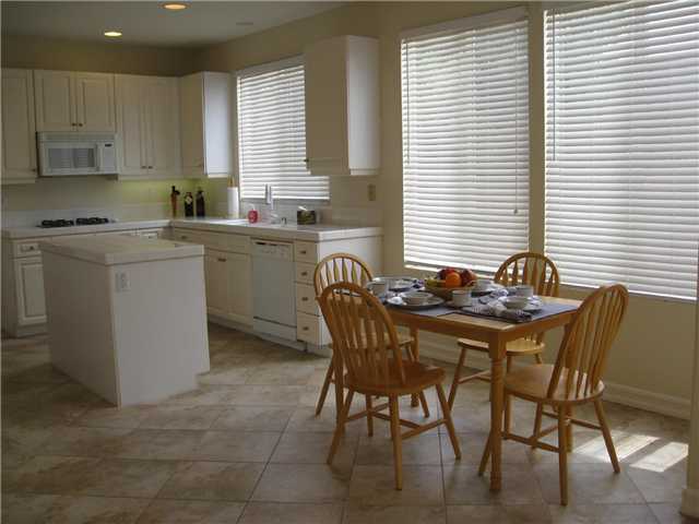 1939 Ivy Rd, Oceanside, CA 92054 photo 5