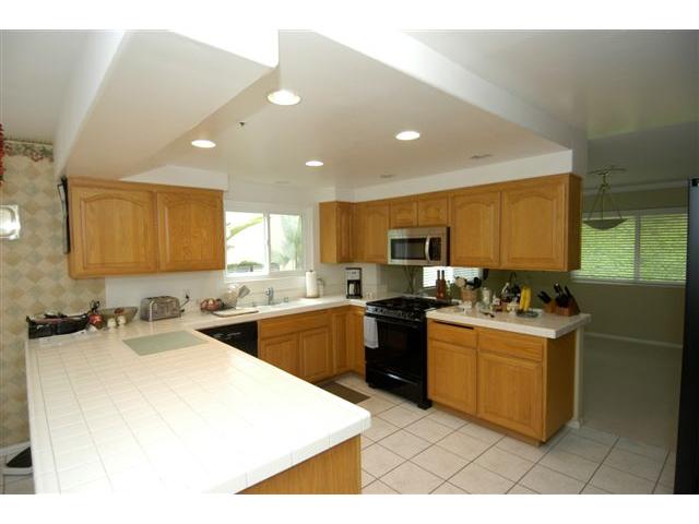 578 Forrest Blf, Encinitas, CA 92024 photo 2