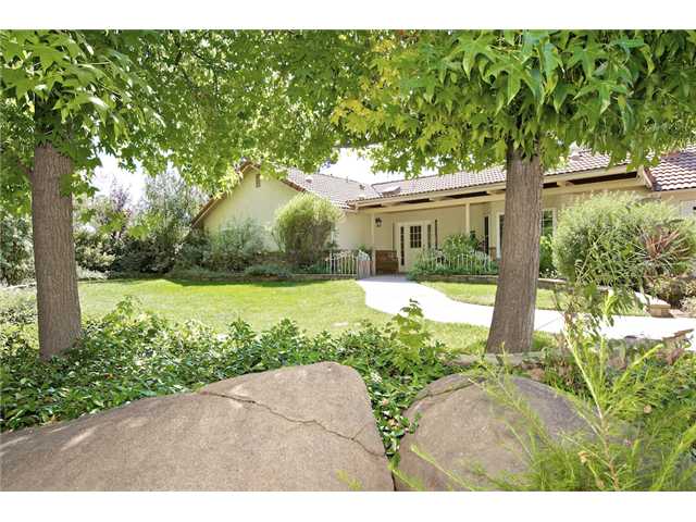 2062 Lilac Ln, Alpine, CA 91901 photo 2