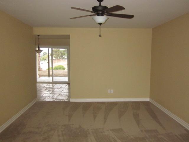 311 Camelot Dr, Oceanside, CA 92054 photo 3