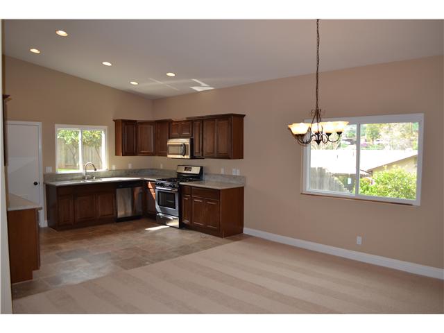 9437 Rockcrest Ln, Lakeside, CA 92040 photo 4
