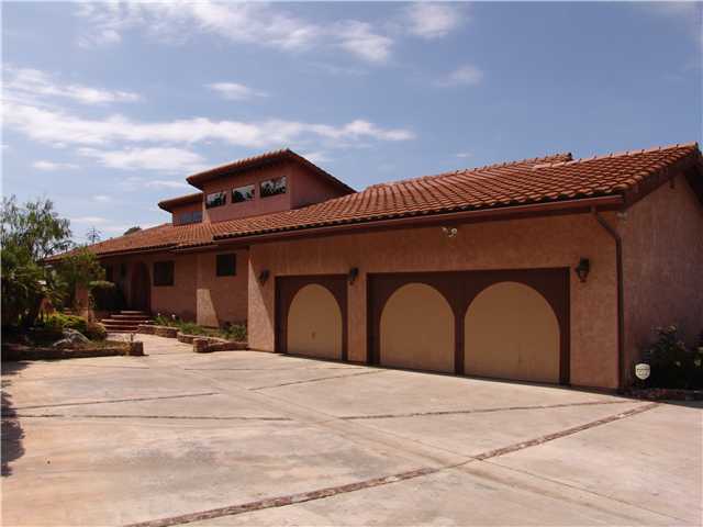5046 Bluff Pl, El Cajon, CA 92020 photo 1