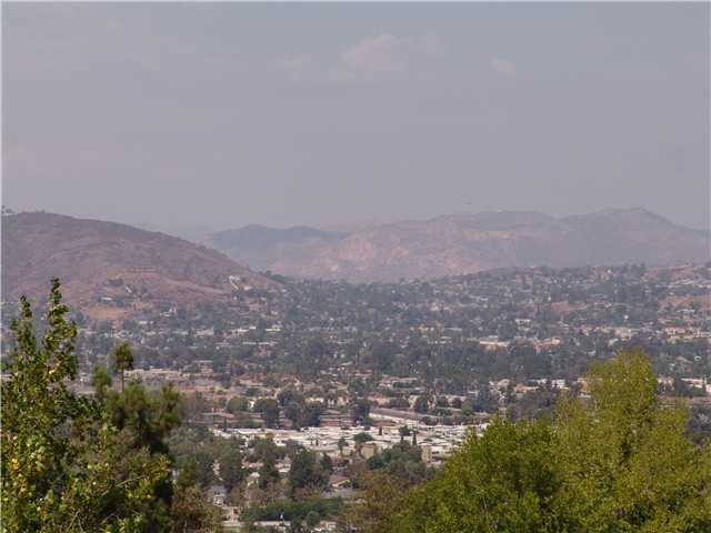 5046 Bluff Pl, El Cajon, CA 92020 photo 3