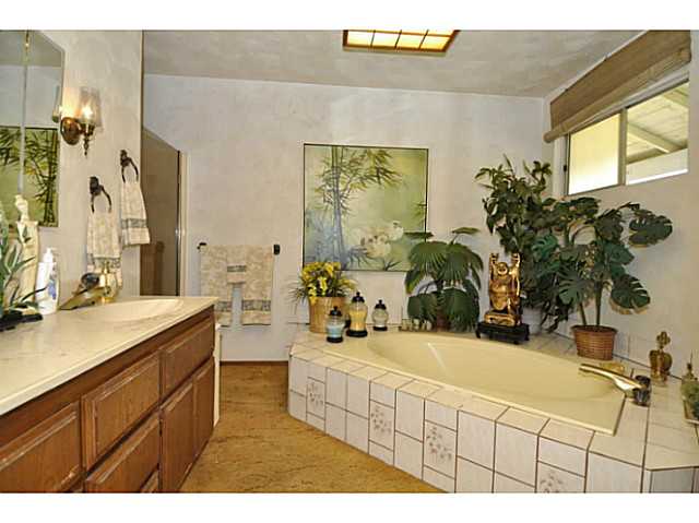 2049 Winter Haven Rd, Fallbrook, CA 92028 photo 7