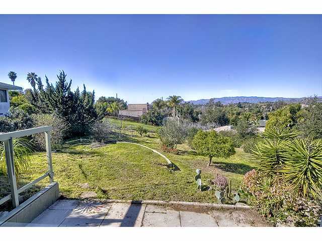 330 Stagecoach Ln, Fallbrook, CA 92028 photo 5