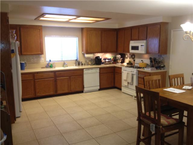 1464 E Mission Ave, Escondido, CA 92027 photo 2