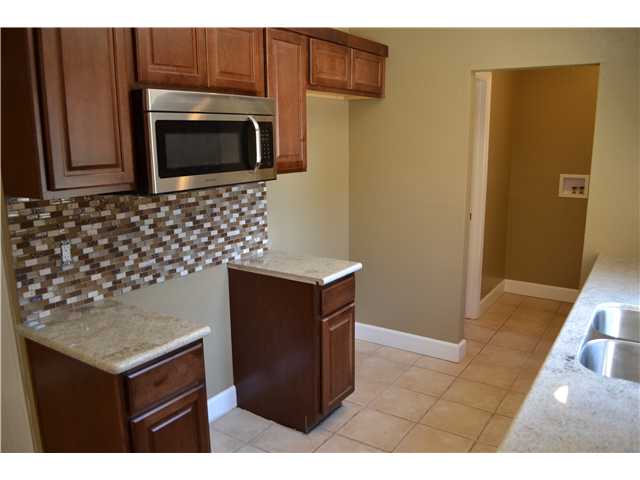 637 Hanson Ln, Ramona, CA 92065 photo 10