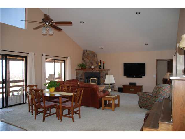 18904 Caesar Dr, Ramona, CA 92065 photo 5