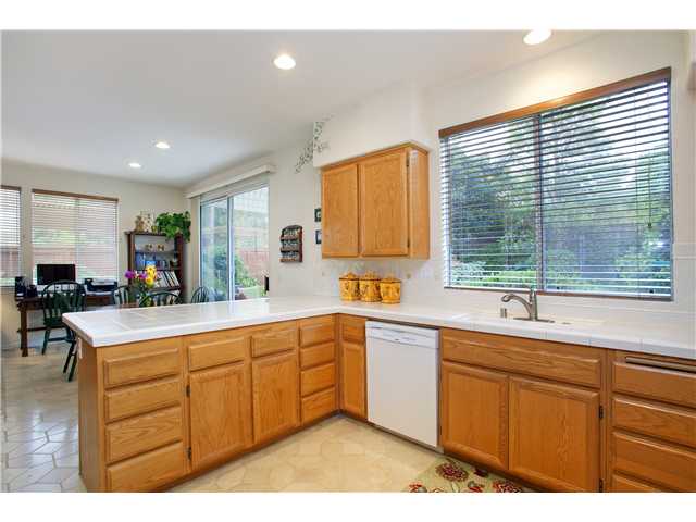 2325 Longfellow Rd, Carlsbad, CA 92008 photo 8