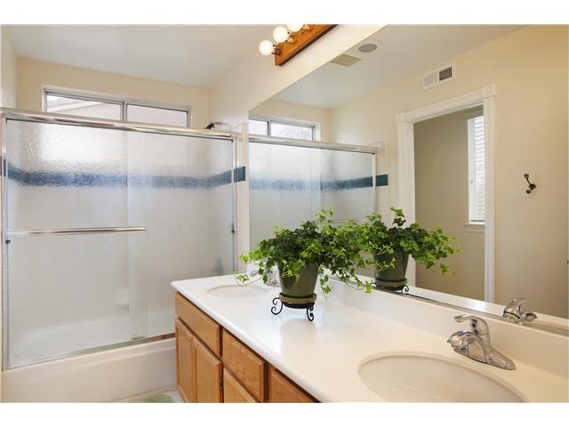 2325 Longfellow Rd, Carlsbad, CA 92008 photo 19